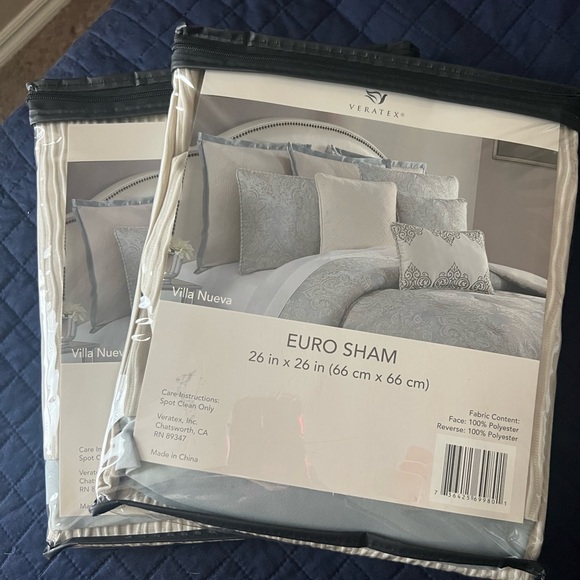 2 Veratex shams - Picture 1 of 2